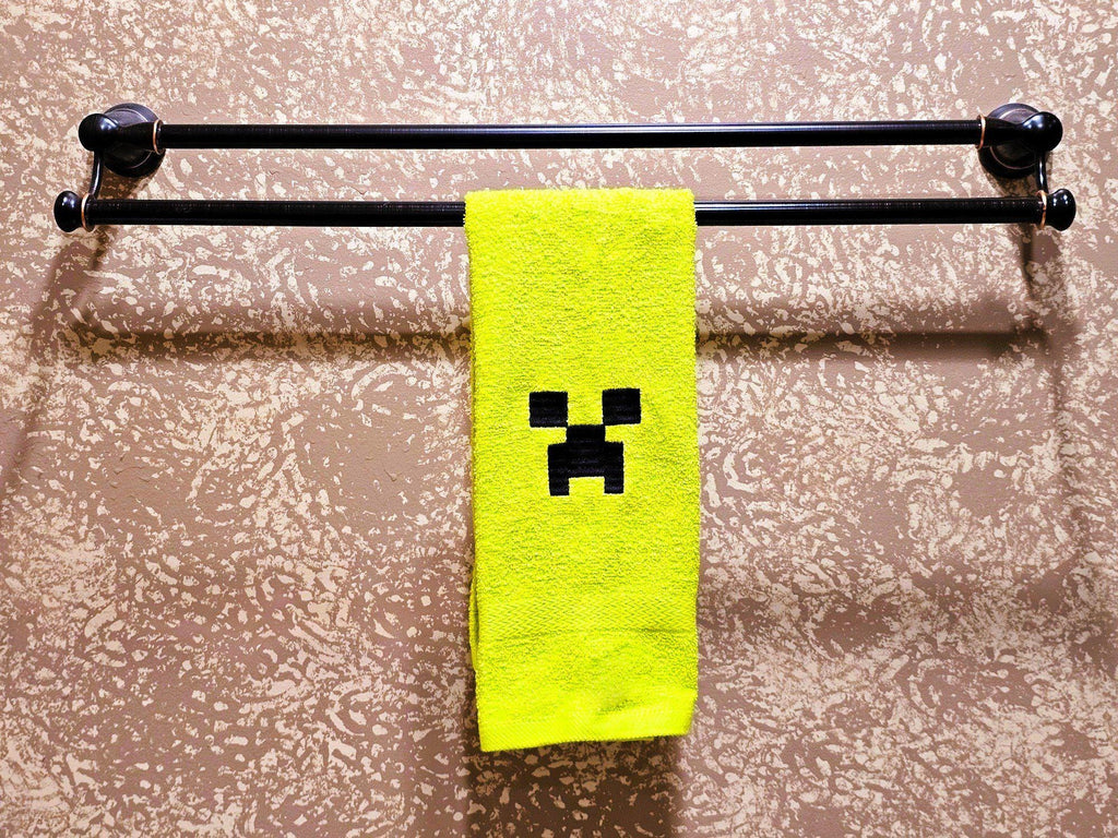 Handcrafted Minecraft Creeper Terrycloth Hand Towel: Geeky Kitchen Decor